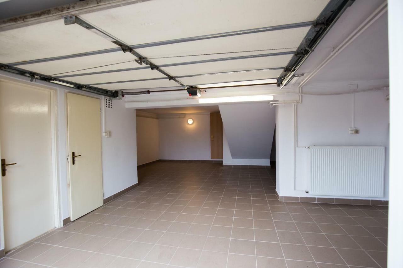 Two Towers Apartman Mişcolţ Exterior foto